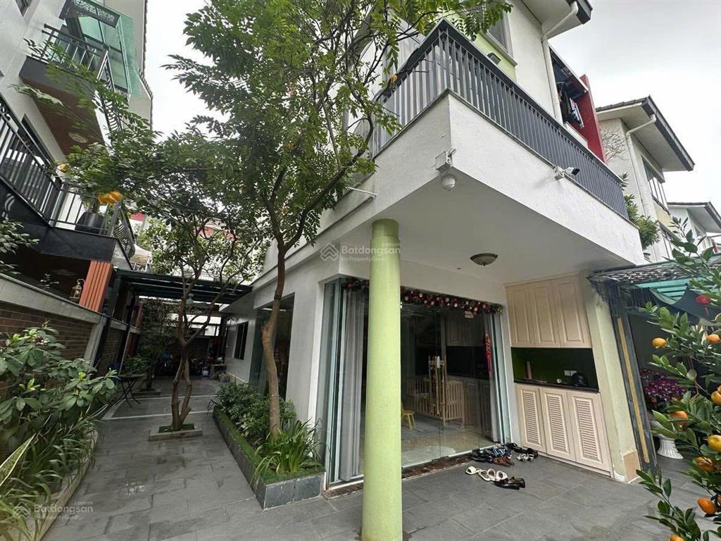 Biệt thự cao cấp gamuda gardens, 320m2, mặt tiền 11m, nội thất sang trọng, không gian sống xanh