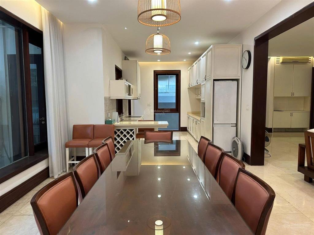 Siêu phẩm biệt thự vườn đào tây hồ 4 tầng mt 25m lô góc vip nội thất nhập khẩu an ninh tuyệt đối