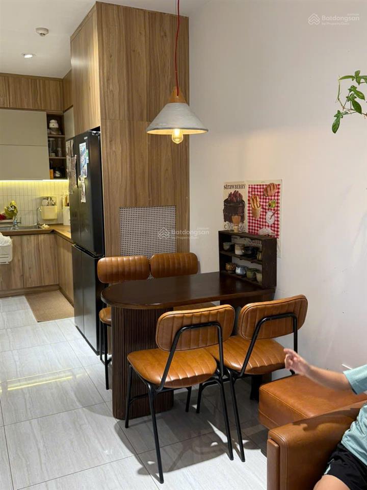 Ngợp bank giảm 100tr căn 2pn/2wc bcons garden full nội thất, giá chỉ 1.98 tỷ, sổ hồng riêng