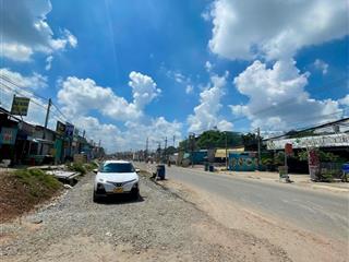 Bán đất 1900m2 có 1600m2 thổ cư đường võ thị sáu, chợ tân phước khánh, tân uyên ( cũ)  giá 42,7 tỷ