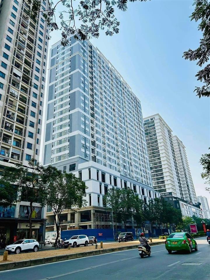 Tôi chính chủ cần bán căn góc 3pn 2404 (tầng 24) chung cư handico complex  33 lê văn lương