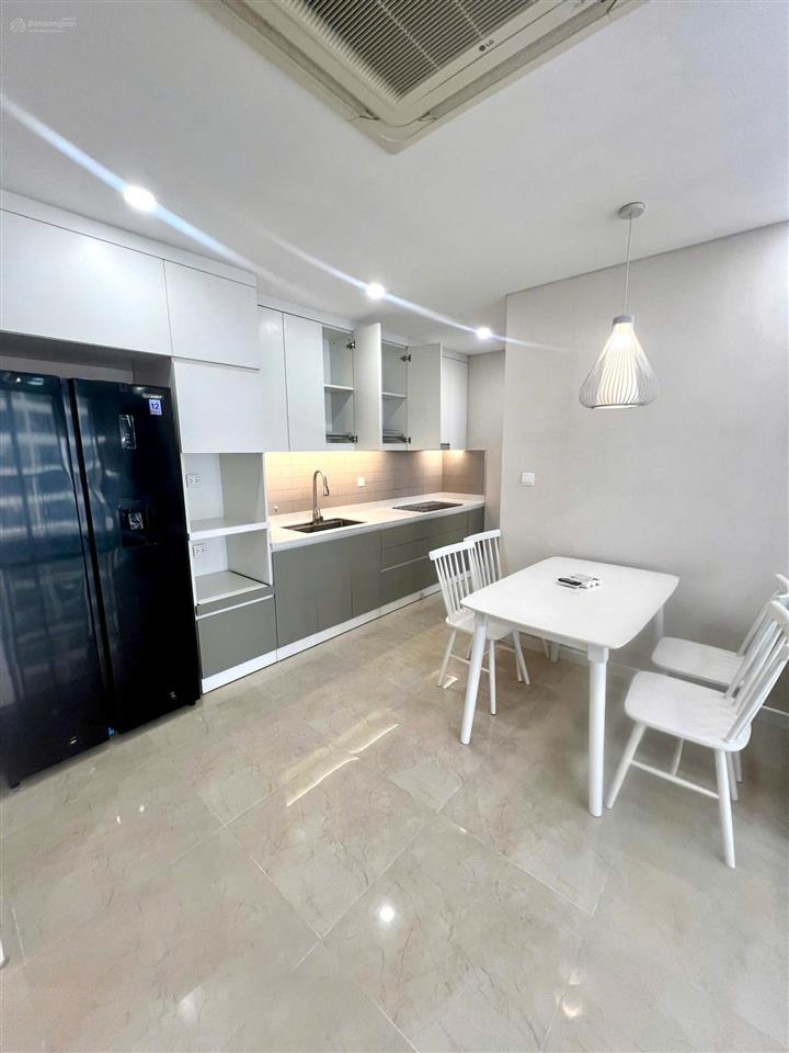 Báo đúng giá! căn hộ 2n2vs cho thuê tại vinhomes d capitale trần duy hưng