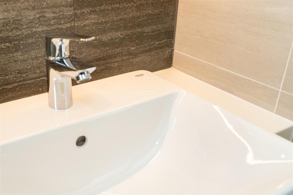 Chuyển nhượng picity sky park 60m2 tầng đẹp, giá 2,6 tỷ full thuế phí, free 5 năm pql