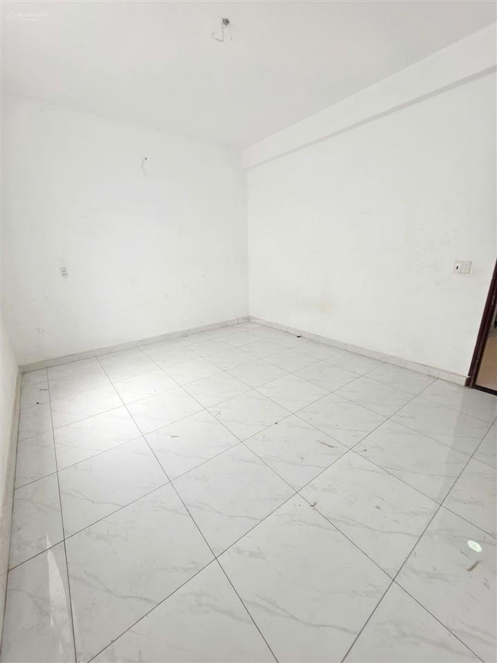 Bán nhà dĩ an 1 trệt 1 lầu hoàn công, gần làng đại học, kdc compou nổi bật dĩ an 5,8 tỷ tl