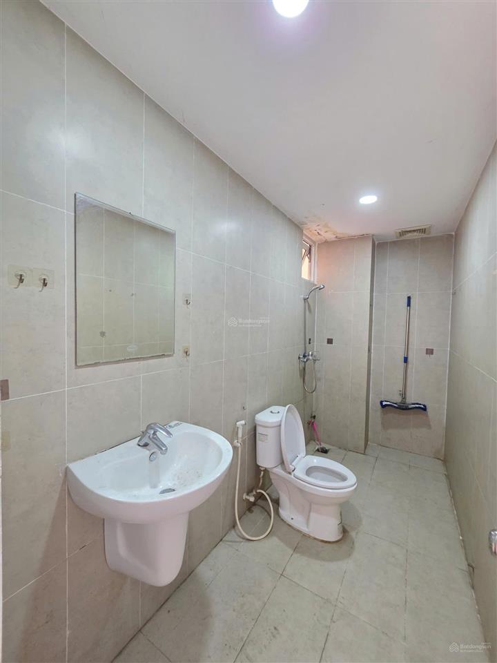 Bán nhà dĩ an 1 trệt 1 lầu hoàn công, gần làng đại học, kdc compou nổi bật dĩ an 5,8 tỷ tl