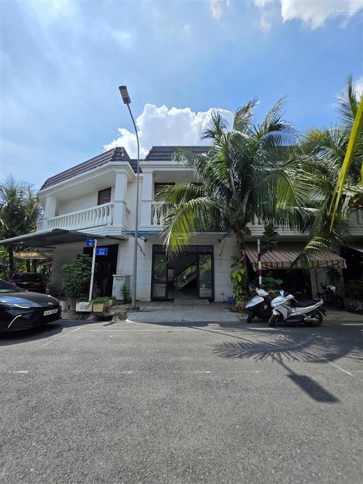 Bán nhà dĩ an 1 trệt 1 lầu hoàn công, gần làng đại học, kdc compou nổi bật dĩ an 5,8 tỷ tl
