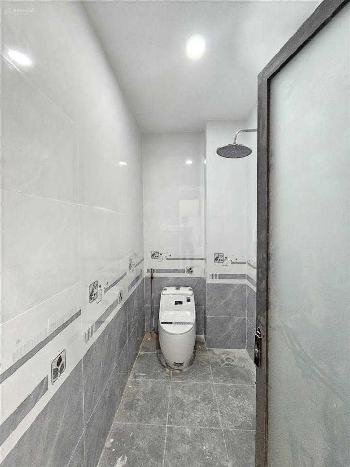 Bán nhà dĩ an, gần chợ dĩ an 1, hoàn công kdc đồng bộ chỉ 5 tỷ