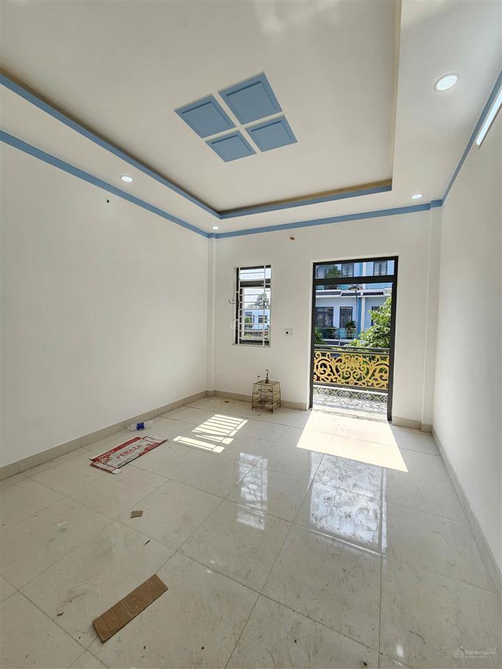 Bán nhà dĩ an, gần chợ dĩ an 1, hoàn công kdc đồng bộ chỉ 5 tỷ