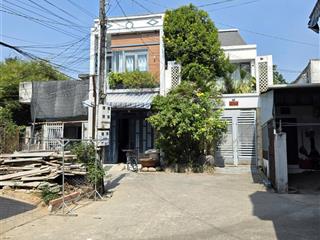 Bán nhà 1 trệt 1 lầu sau lưng bigc dĩ an ngang 5x20m chỉ 4tỷ6 tl, gần bệnh viện hoàn mỹ