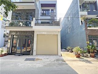 Bán nhà 3 tấm, hoàn công, full nội thất, ngay chân chung cư bcons kinh doanh đa nghề