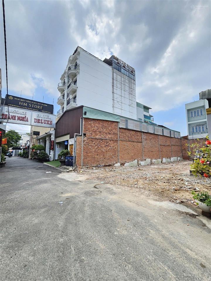 Bán đất ngang 9x25m gần chợ dĩ an 2, xây biệt thự, căn hộ dịch vụ ok