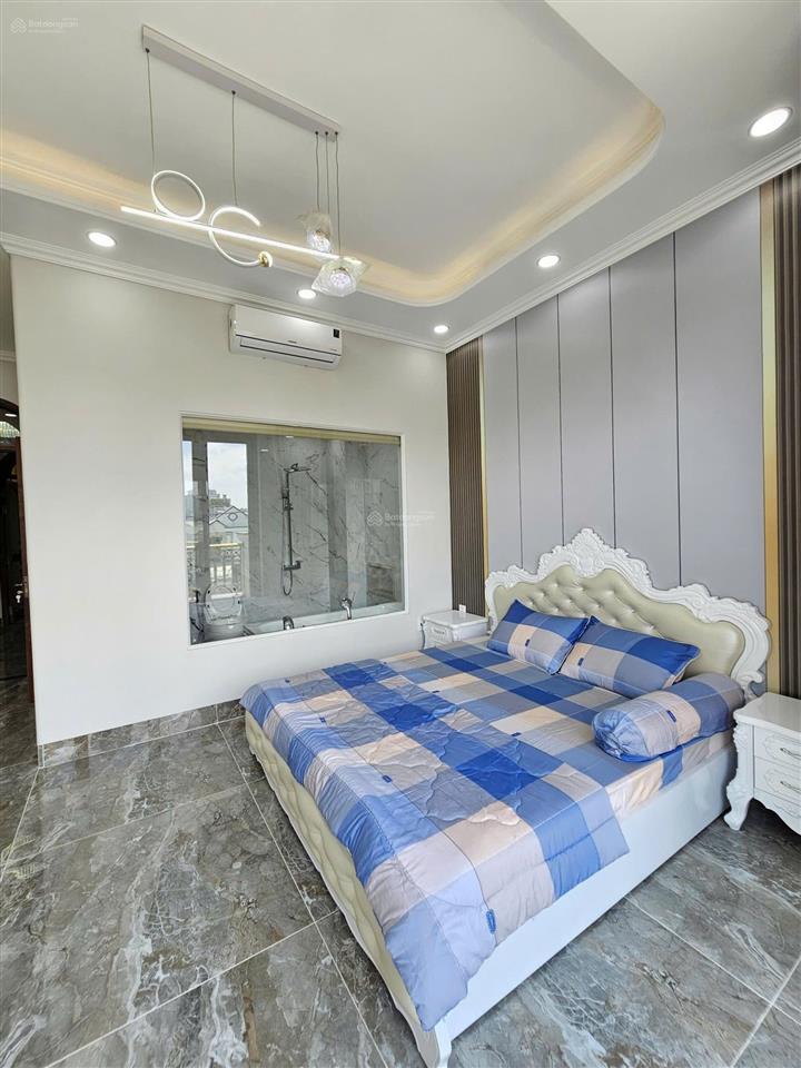 Bán nhà 1 trệt 4 lầu, có thang máy, mt hai bà trưng nối dài, kinh doanh đa nghề, full nội thất