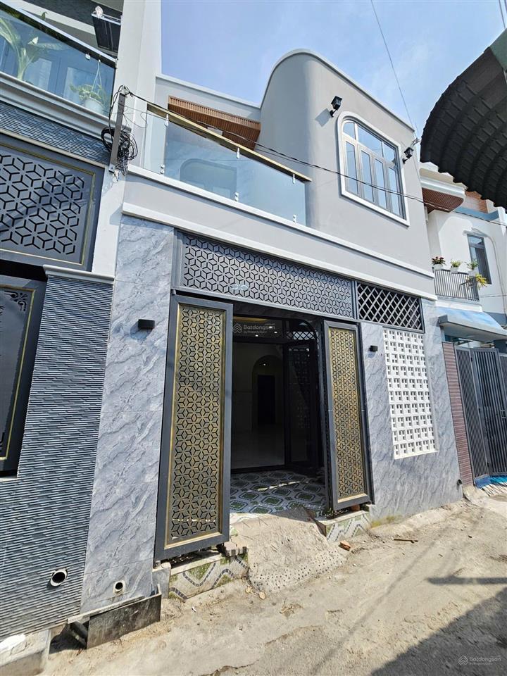 Bán nhà 1 trệt 1 lầu, hoàn công gần ngã ba tân vạn chỉ 2ty650 tl