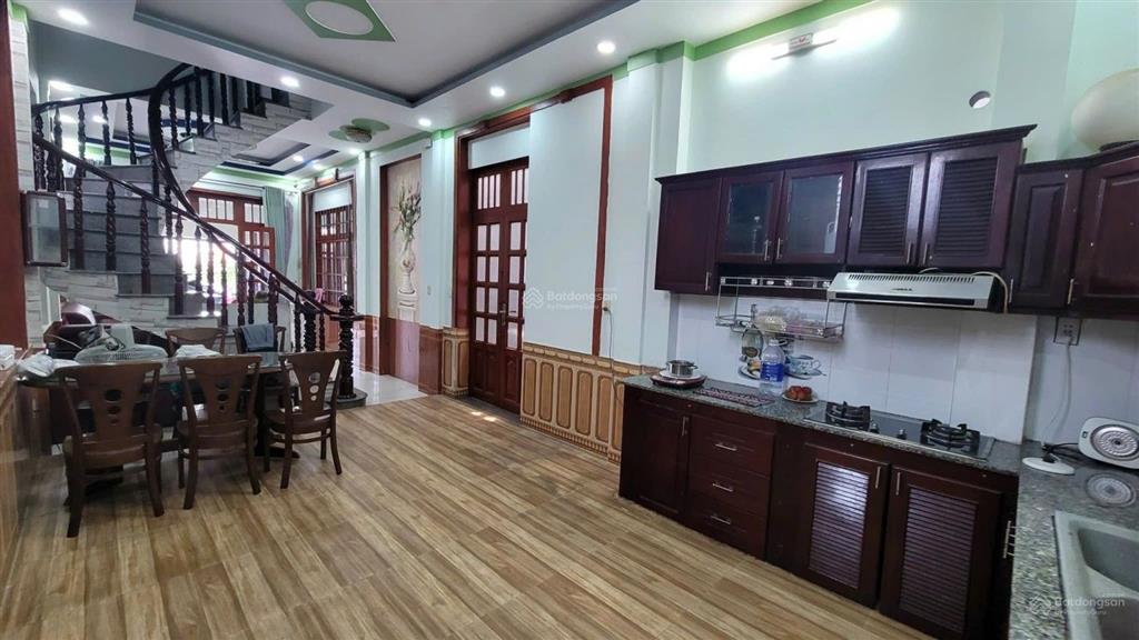 Bán nhà 1 trệt 3 lầu mt đường bình hòa 13 kinh doanh đa nghề 5ty5 tl chủ