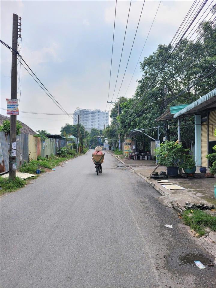 Bán nhà 1 trệt 3 lầu mt đường bình hòa 13 kinh doanh đa nghề 5ty5 tl chủ