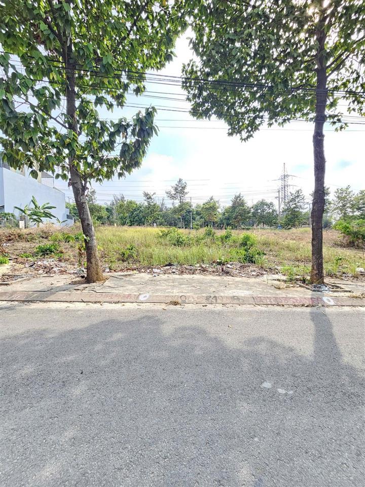 Bán đất kdc biconsi ngang 5x20m, chỉ 4ty150 tl chủ