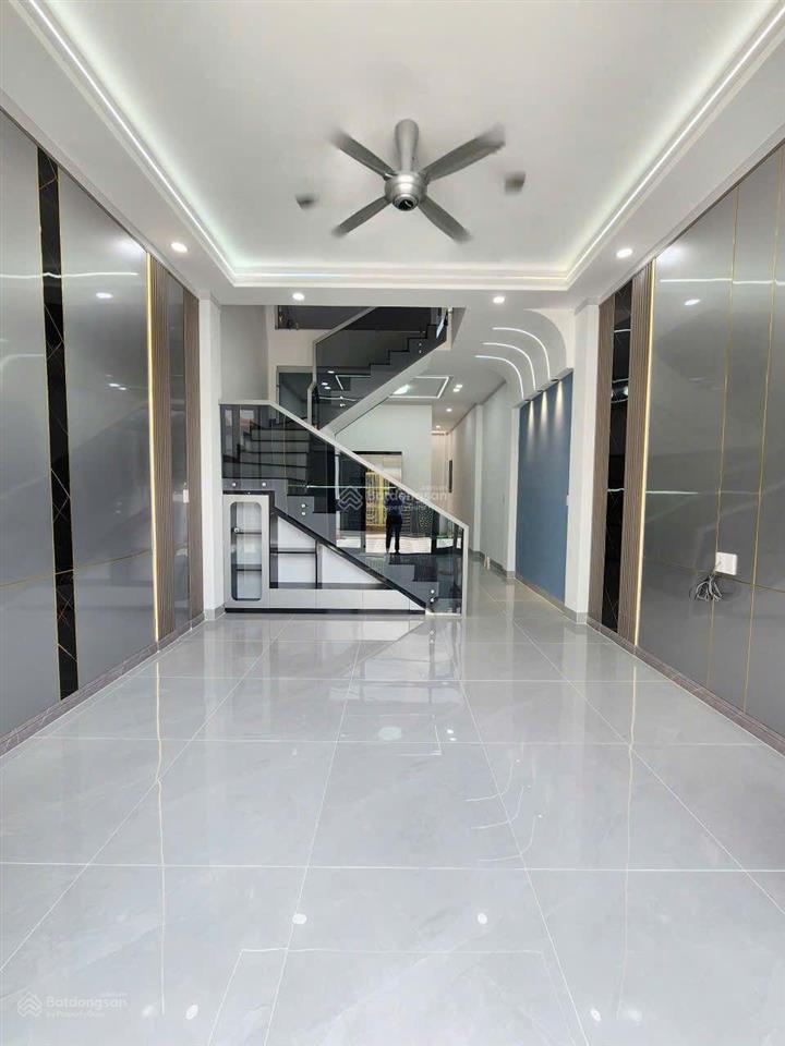 Bán nhà 1 trệt 1 lầu gần ngã ba tân vạn, chỉ 2ty850 tl, gần làng đại học