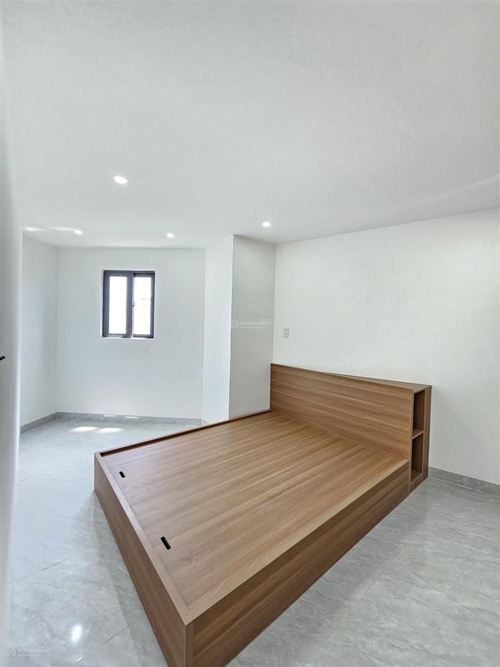 Bán nhà 1 trệt 1 lầu gần vòng xoay cầu hang, full nội thất, có pn dưới