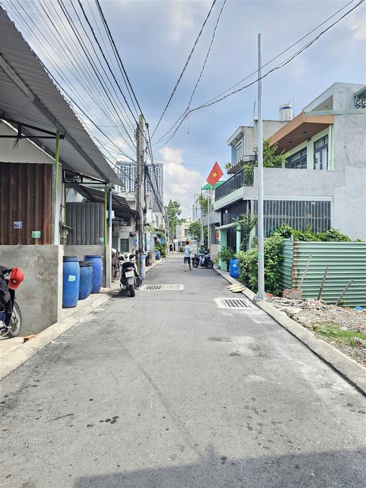 Bán đất đông hòa ngang 6x24m, gần hội trường đông hòa chỉ 5ty2 tl