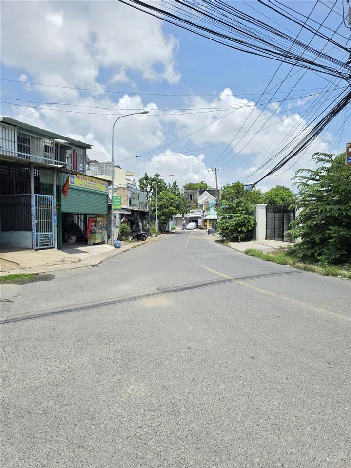 Bán nhà 1 trệt 1 lầu mt đường đông minh ngang 6x23m chỉ 8,4 tỷ tl