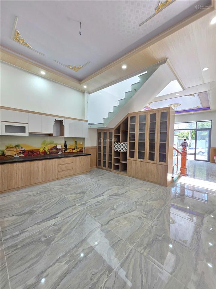 Bán nhà 1 trệt 1 lầu mt đường bình thung ngang 5,2x25m chỉ 6,5 tỷ tl quá rẻ
