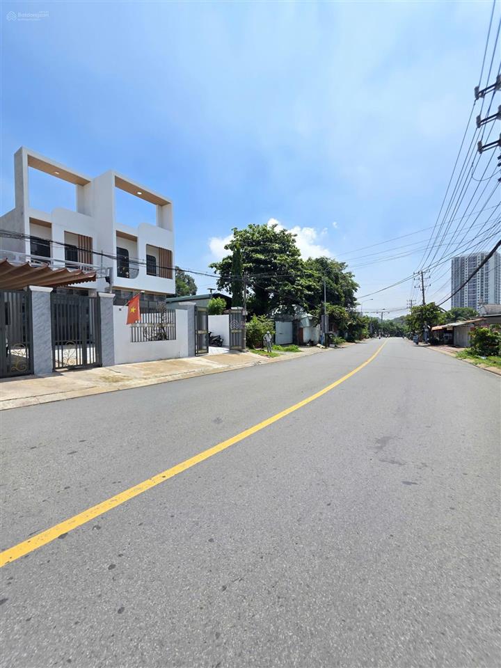 Bán nhà 1 trệt 1 lầu mt đường bình thung ngang 5,2x25m chỉ 6,5 tỷ tl quá rẻ