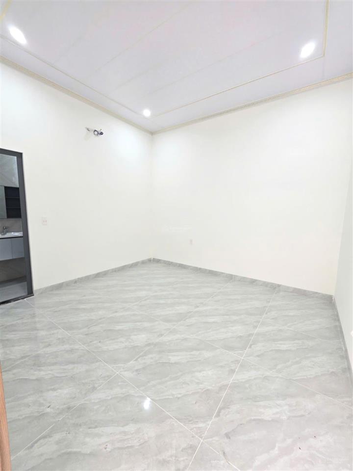 Bán nhà 1 trệt 1 lầu mt đường bình thung ngang 5,2x25m chỉ 6,5 tỷ tl quá rẻ
