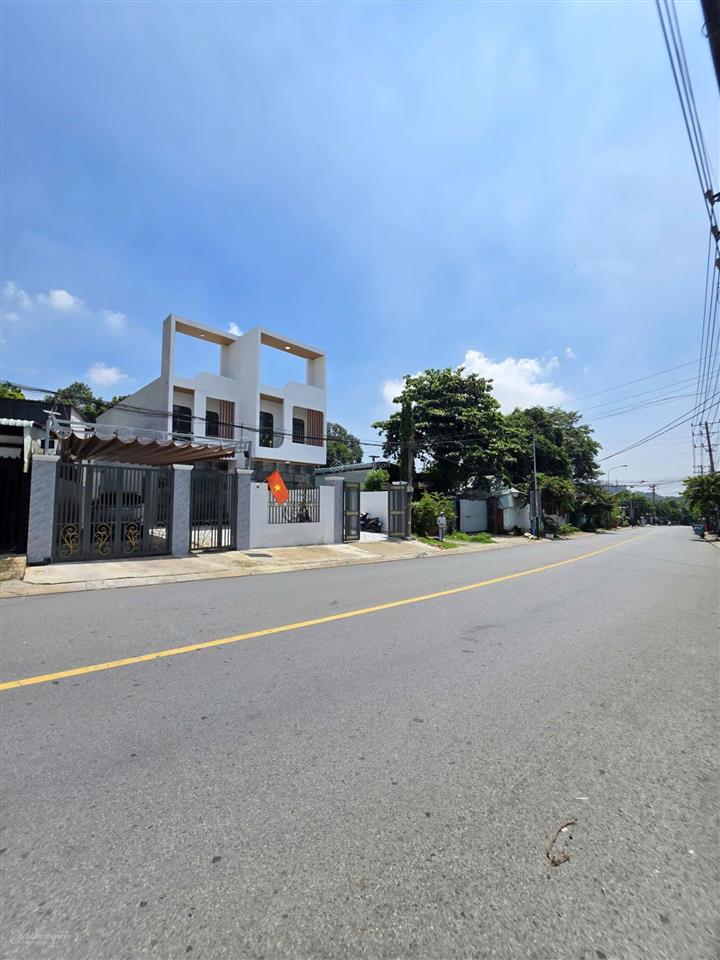 Bán nhà 1 trệt 1 lầu mt đường bình thung ngang 5,2x25m chỉ 6,5 tỷ tl quá rẻ