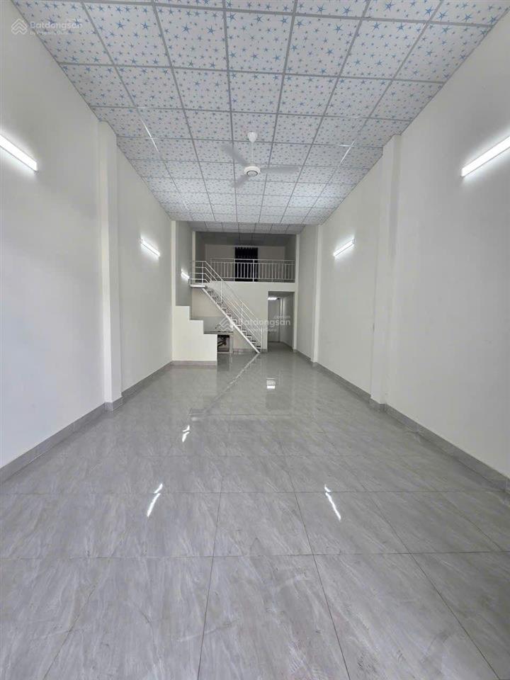 Ngộp bán nhà cấp 4 mt đường đt743c gần vincom550 kinh doanh đa nghề chỉ 5tỷ2 tl