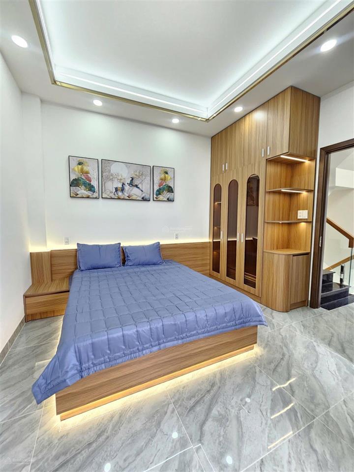 Bán nhà góc 2mt, gần chợ đầu mối thủ đức, 4 tấm, full nội thất, hoàn công