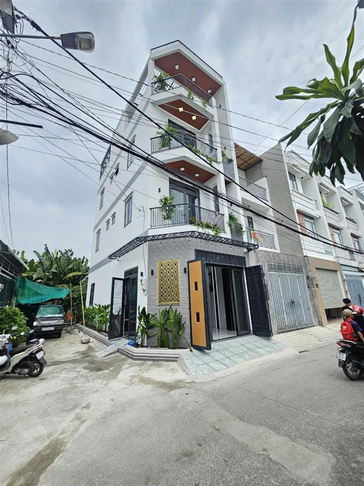 Bán nhà góc 2mt, gần chợ đầu mối thủ đức, 4 tấm, full nội thất, hoàn công