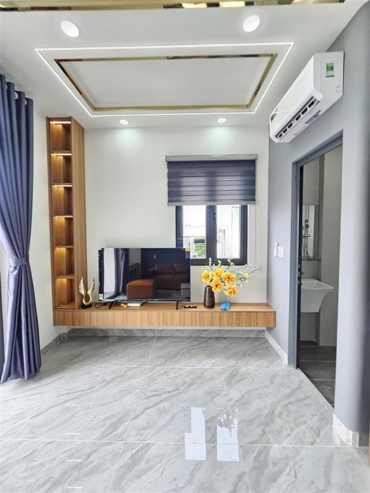 Bán nhà góc 2mt, gần chợ đầu mối thủ đức, 4 tấm, full nội thất, hoàn công