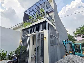 Bán nhà 1 trệt 1 lầu sát làng đại học chỉ 4 tỷ 100 triệu tl