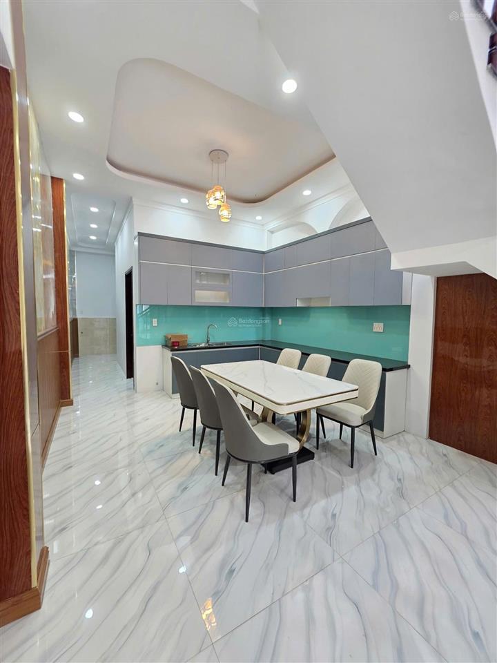 Bán nhà 1 trệt 1 lầu sát làng đại học chỉ 4 tỷ 100 triệu tl