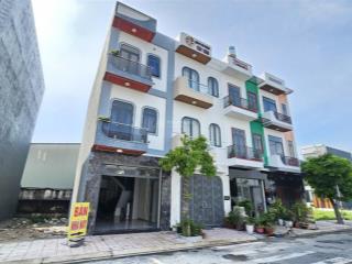 Bán nhà kdc gần vòng xoay an phú, 1 trệt 2 lầu, full nội thất chỉ 4 tỷ 700 triệu đồng
