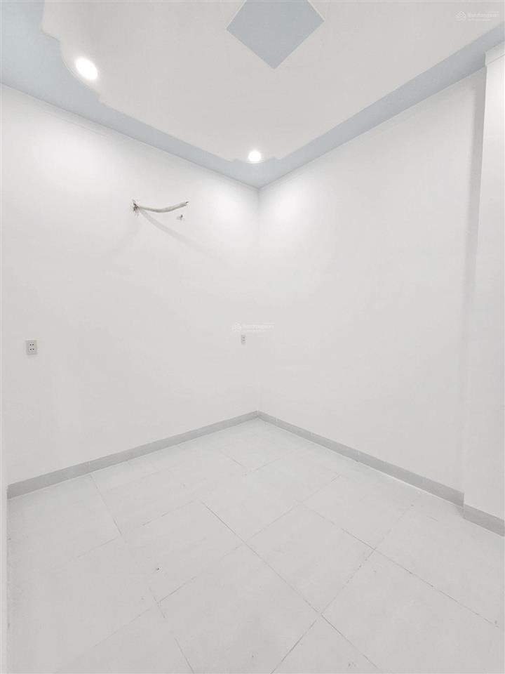Bán nhà hoàn công sân ô tô, pn dưới, gần chợ hóa an, chỉ 3 tỷ 6 tl