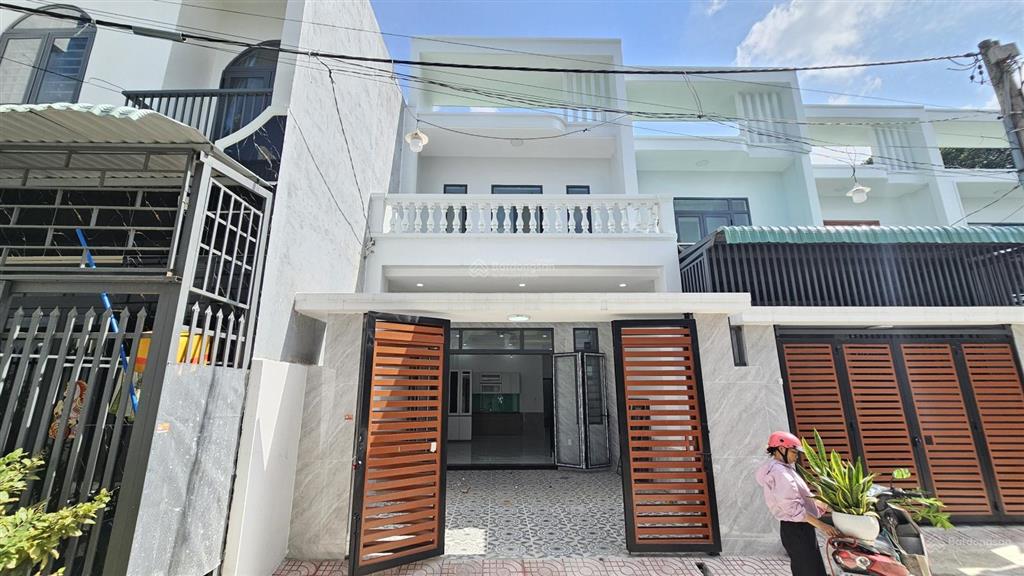 Bán nhà hoàn công sân ô tô, pn dưới, gần chợ hóa an, chỉ 3 tỷ 6 tl