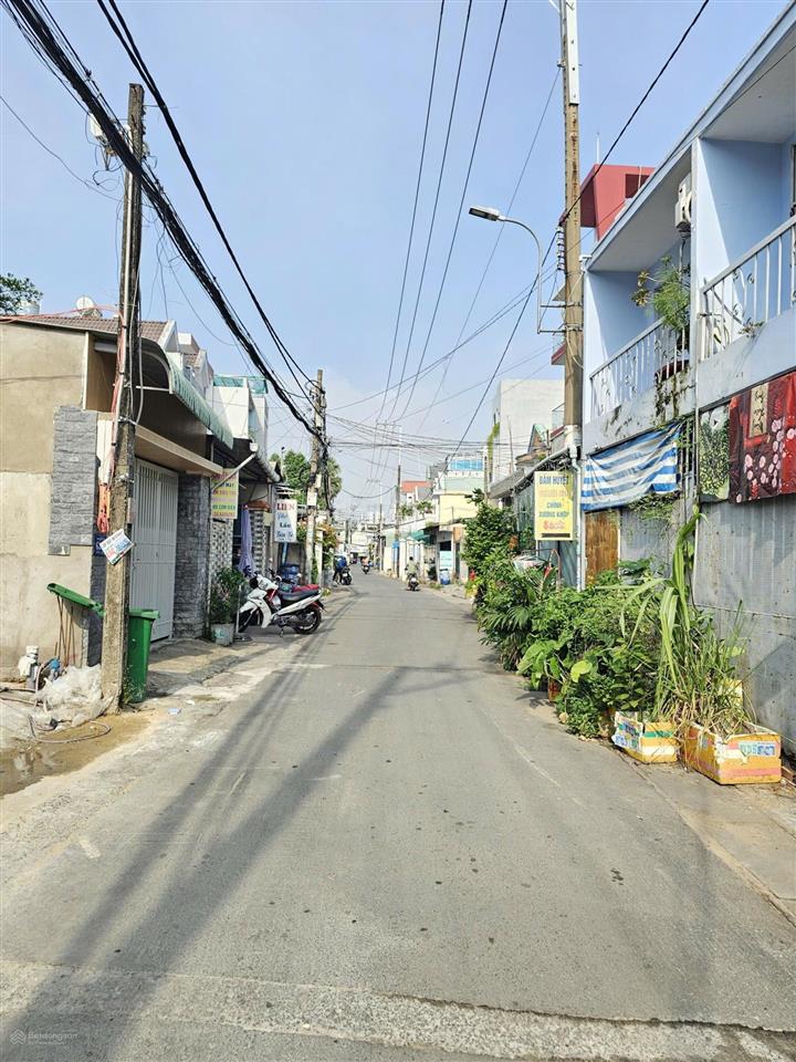 Bán căn hộ dịch vụ ngay làng đại học 1 trệt 5 lầu, thu nhập 80tr/tháng