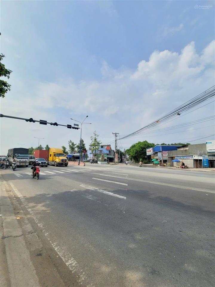 Bán đất mt đường mỹ phước tân vạn 1088m2 chỉ 25 triệu/m2