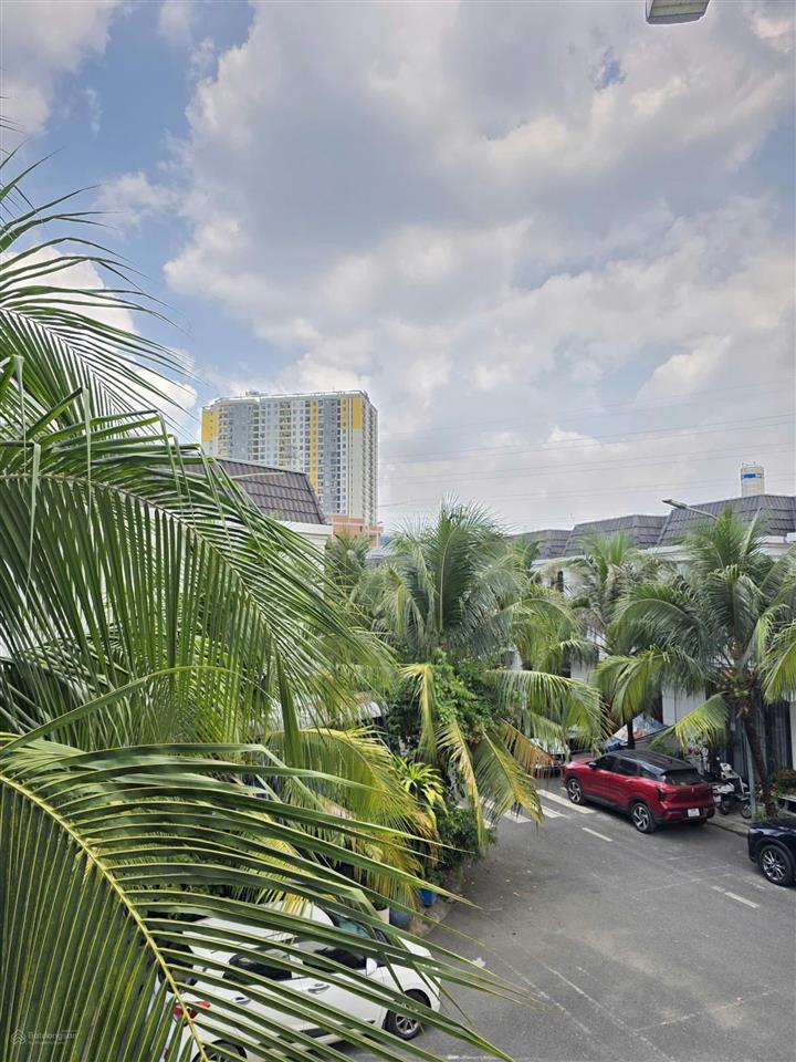 Cho thuê nhà kdc champaca gần làng đại học 10trieu/tháng tl