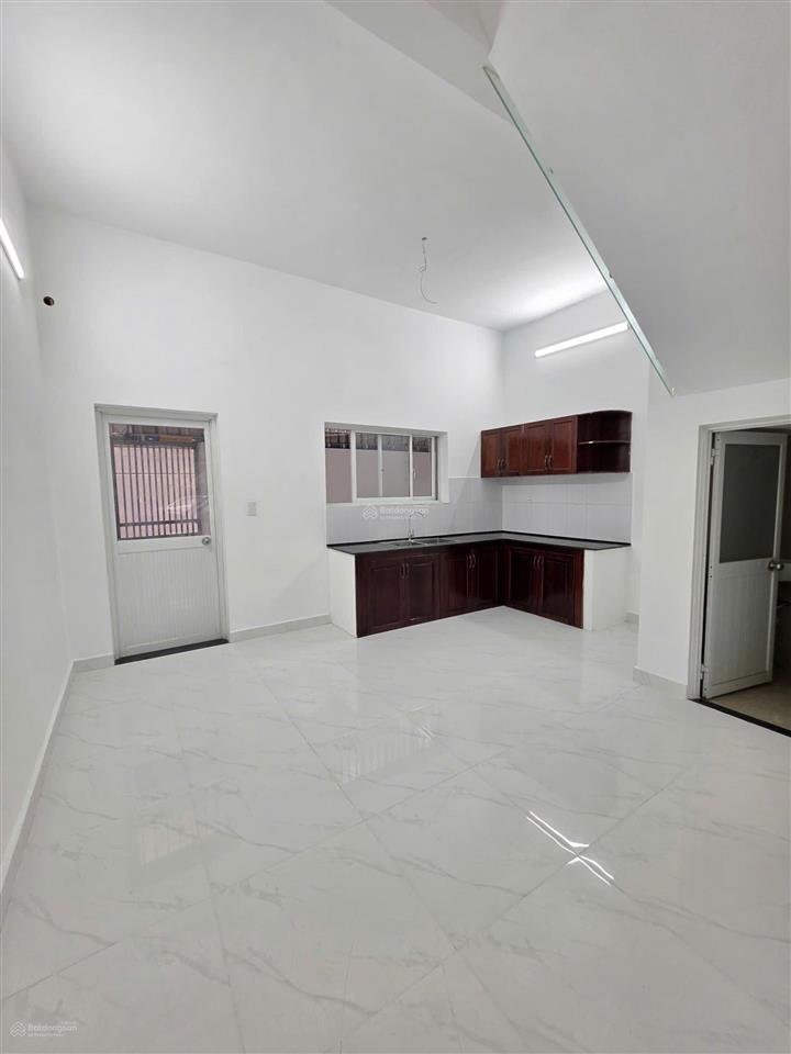 Cho thuê nhà kdc champaca gần làng đại học 10trieu/tháng tl