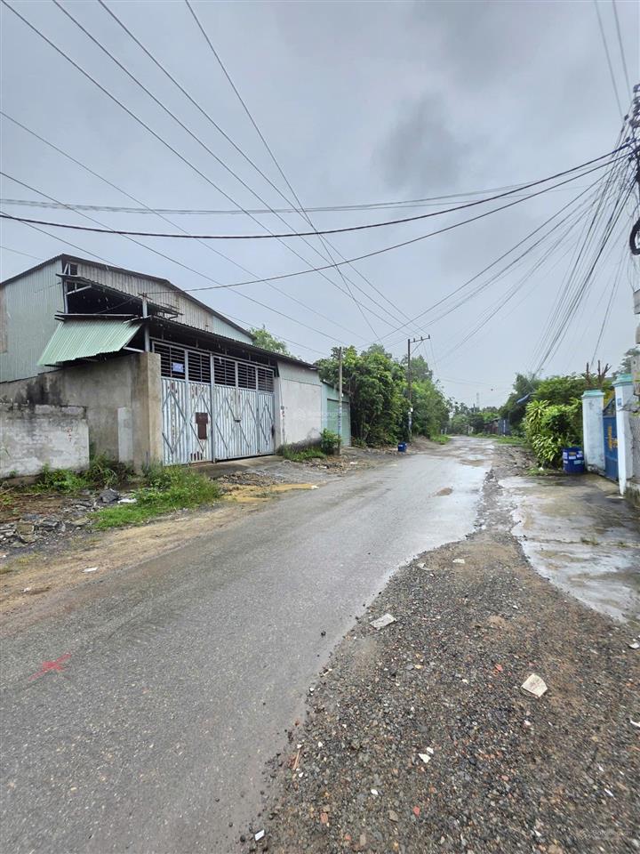 Bán kho xưởng mt đường trương văn vĩnh 10x40m chỉ 7ty8 tl quá rẻ