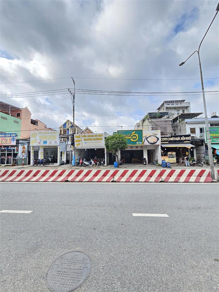Bán dãy trọ 1 trệt 2 lầu mt đt743, sát vincom550 kinh doanh sầm uất ngang 7x30m