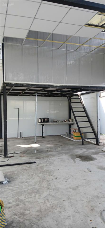 Nhà mới xây căn góc 2mt đường lớn 20m, tiện kd mọi ngành nghề, gần 4 tháp căn hộ cao cấp novaland