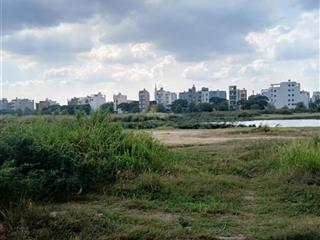 Bán gấp đất mt đường nguyễn địa lô 20m đối diện khu thương mại 3 hecta,dt 7x18,5m,sổ hồng chính chủ