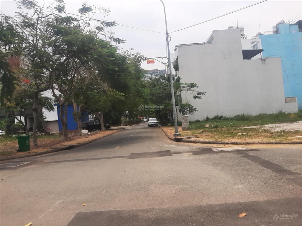 Lô góc 2mt gần lương định của thuộc khu tđc bình khánh. dt 7x14m, được xây 5 tầng, gần nhà ga metro