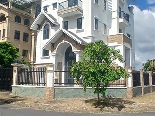 Cho thuê biệt thự góc 2 mt, dt 17x21m, đường lớn gần sông sài gòn, 1 hầm, 4 tầng, hđ lâu dài