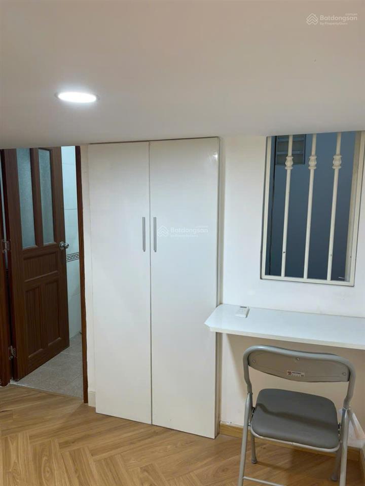 Bán nhà mặt phố dtsd 500m2 cách thân văn nhiếp 100m, lg 16m, 1 hầm, trệt, 4 lầu, 11 phòng cho thuê