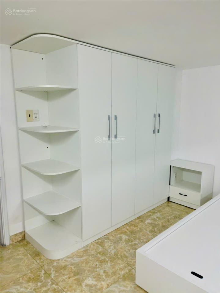 Bán nhà mặt phố dtsd 500m2 cách thân văn nhiếp 100m, lg 16m, 1 hầm, trệt, 4 lầu, 11 phòng cho thuê