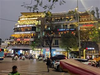 Cho thuê nhà mặt phố hai bà trưng ngay tràng tiền plaza  diện tích 1000m2 mặt tiền 15m